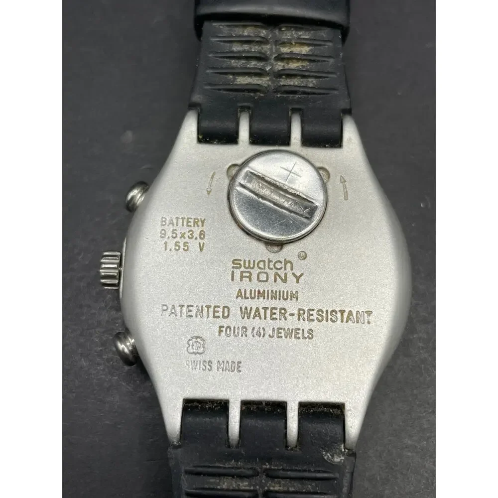 Swatch Irony Chrono Wildly Watch YCS4024 Silver Tone Black Rubber Strap 41mm